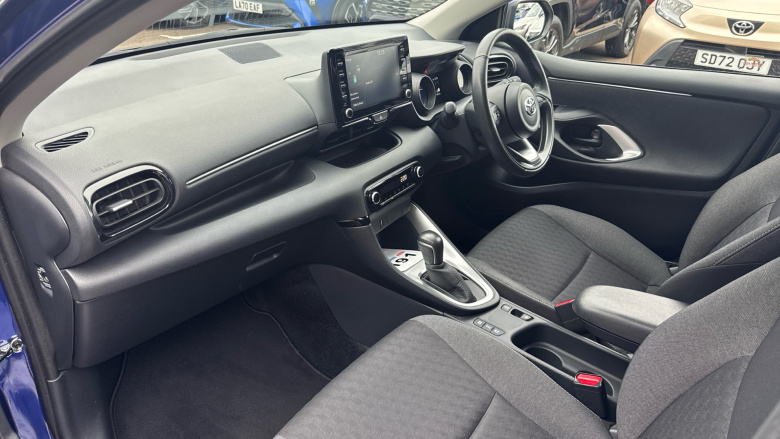 Toyota Yaris 1.5 Hybrid Design 5dr CVT Hybrid Hatchback